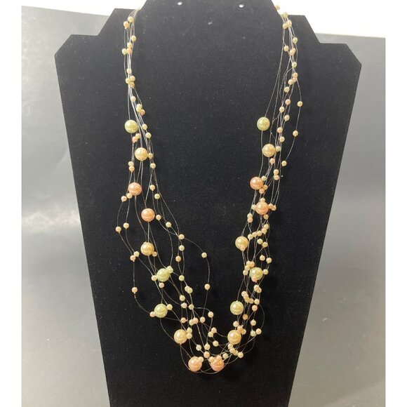Floating Illusion Faux Pastel Pearl Necklace Multicolor Multi Strand 22 in VTG - Picture 9 of 9